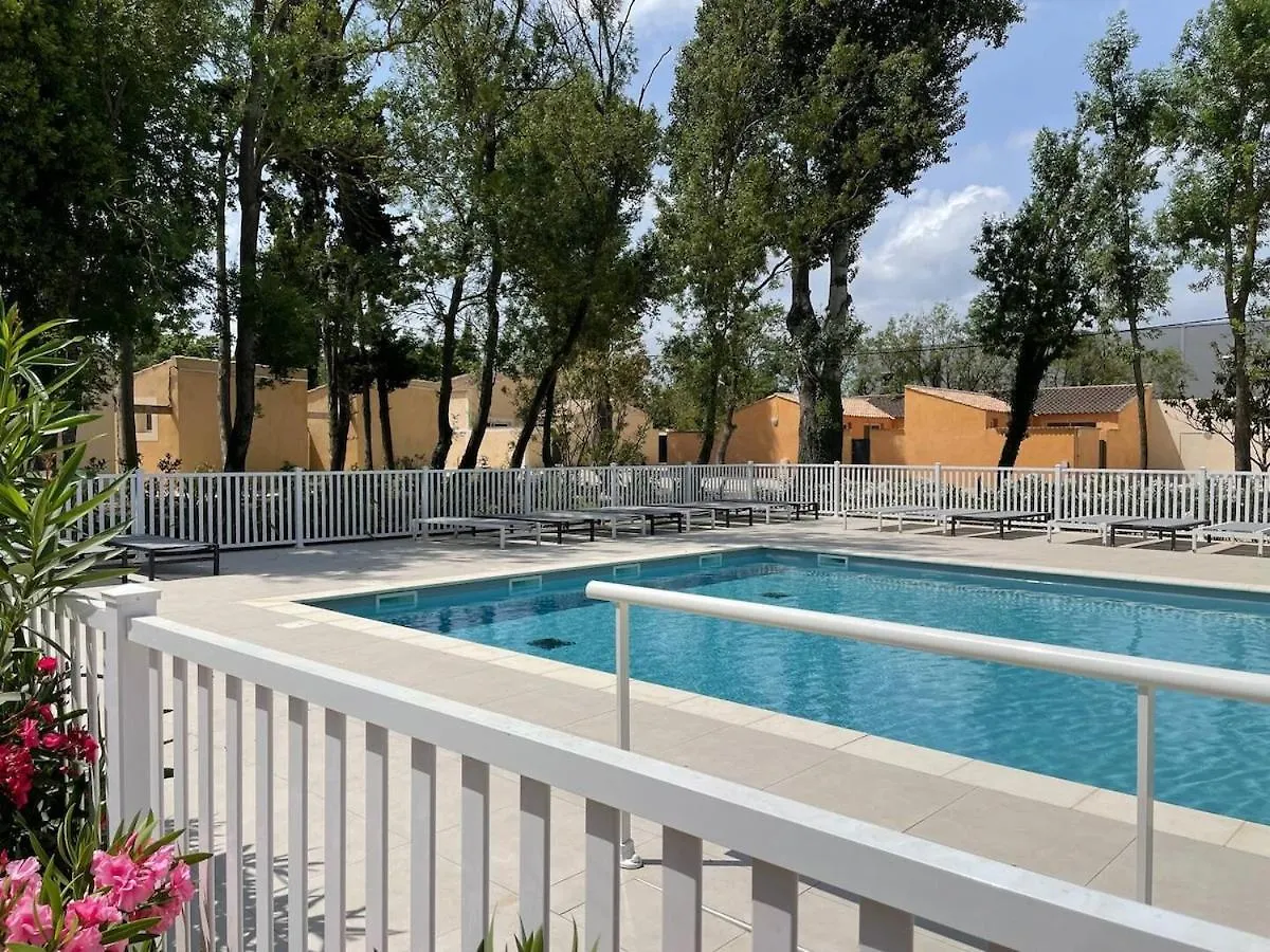 Maisonnette Au Calme Dans Residence Avec Piscine Saint-Remy-de-Provence France