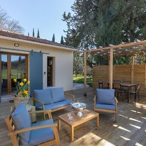 Mas Neuf De Romanin : Mas Provencal Familial Saint-Remy-de-Provence